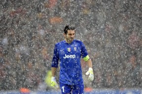 开云体育入口-丁俊晖分析技战术细节强调临场应变，丁俊晖强势爆发